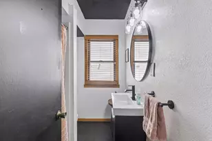 1804 7th St E, Saint Paul, MN 55119 - Photo 17