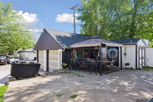 1804 7th St E, Saint Paul, MN 55119 - Photo 33