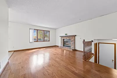 7401 75th Avenue N, Brooklyn Park, MN 55428 - Photo 5