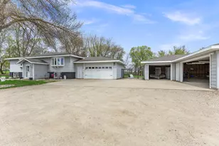 16474 200th St, Hutchinson, MN 55350 - Photo 51