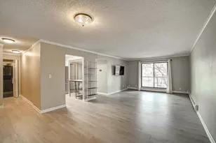 2680 Oxford St N, Roseville, MN 55113 - Photo 7