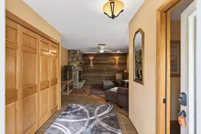 9551 Riverview Road, Eden Prairie, MN 55347 - Photo 13