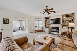 1085 Oak Cir, Medina, MN 55391 - Photo 15