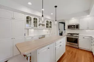 1085 Oak Cir, Medina, MN 55391 - Photo 11