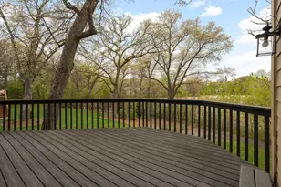 6135 Berkshire Ln N, Plymouth, MN 55446 - Photo 23