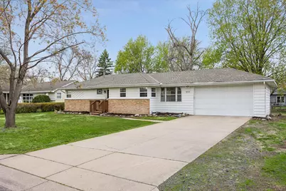 9858 93rd Place N, Maple Grove, MN 55369 - Photo 1