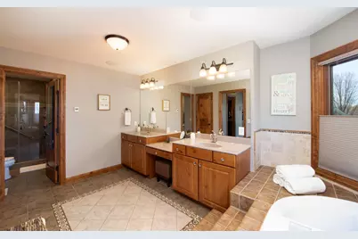 204 Woodhill Court, Mankato, MN 56001 - Photo 19