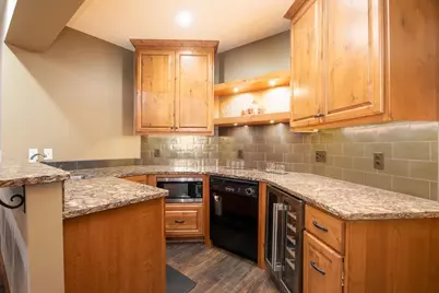 204 Woodhill Court, Mankato, MN 56001 - Photo 35