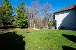 204 Woodhill Ct, Mankato, MN 56001 - Photo 45