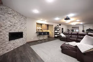 204 Woodhill Ct, Mankato, MN 56001 - Photo 33