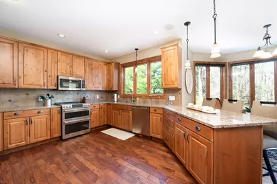 204 Woodhill Court, Mankato, MN 56001 - Photo 9