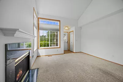 9804 Hamlet Lane S, Cottage Grove, MN 55016 - Photo 5
