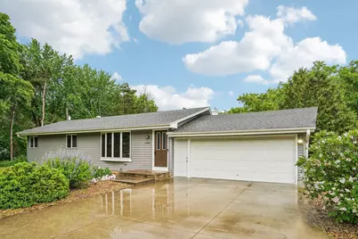 5489 270th Street, Wyoming, MN 55092 - Photo 3