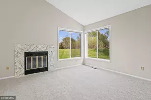 1421 Granada Tr N, Oakdale, MN 55128 - Photo 3