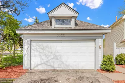 1421 Granada Trail N, Oakdale, MN 55128 - Photo 31