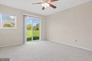 1421 Granada Tr N, Oakdale, MN 55128 - Photo 17