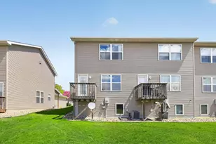 2067 26th Ave NW, Rochester, MN 55901 - Photo 39