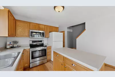 2067 26th Avenue NW, Rochester, MN 55901 - Photo 7
