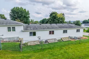 3031 25th St NW, Rochester, MN 55901 - Photo 27