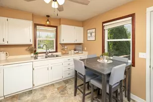 3118 Rose Heights Dr SE, Rochester, MN 55904 - Photo 7