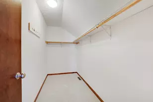 7018 15th St N, Oakdale, MN 55128 - Photo 35