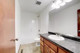 7018 15th St N, Oakdale, MN 55128 - Photo 29