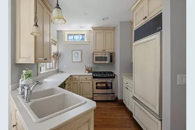 1613 W Franklin Avenue, Minneapolis, MN 55405 - Photo 15