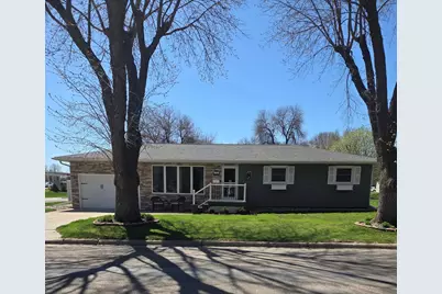 906 Willow Avenue, Marshall, MN 56258 - Photo 25