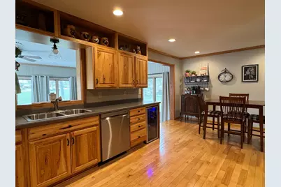 906 Willow Avenue, Marshall, MN 56258 - Photo 5