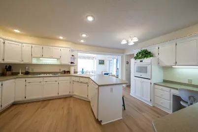13274 Huntington Drive, Apple Valley, MN 55124 - Photo 15