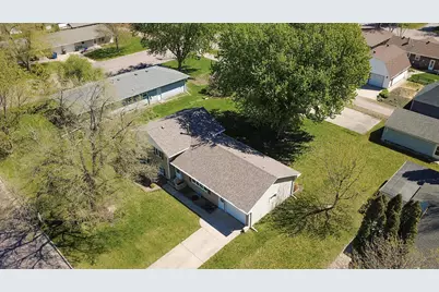 807 N Renville Street, Winthrop, MN 55396 - Photo 29