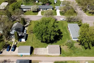 807 N Renville St, Winthrop, MN 55396 - Photo 31