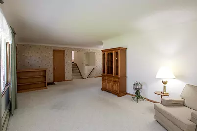 807 N Renville Street, Winthrop, MN 55396 - Photo 9
