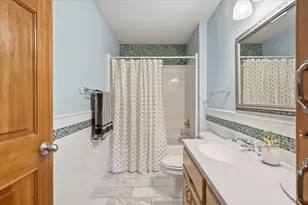 987 Parkview Ln, Hudson, WI 54016 - Photo 9