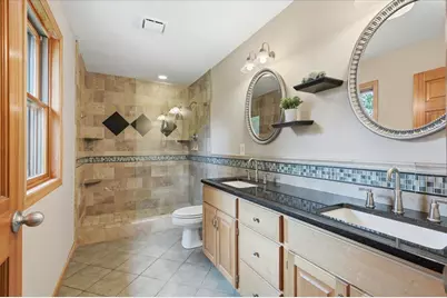 987 Parkview Lane, Hudson, WI 54016 - Photo 5