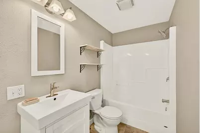 659 W 4th Street, Winona, MN 55987 - Photo 19