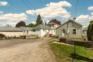 659 W 4th St, Winona, MN 55987 - Photo 23