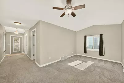 659 W 4th Street, Winona, MN 55987 - Photo 9