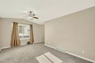 659 W 4th St, Winona, MN 55987 - Photo 11