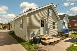659 W 4th St, Winona, MN 55987 - Photo 3