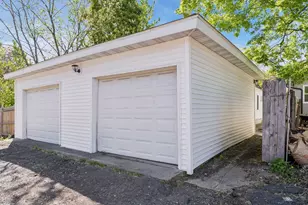 991 Minnehaha Ave W, Saint Paul, MN 55104 - Photo 43