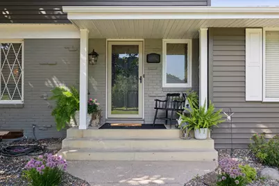 10 Western Terrace, Golden Valley, MN 55426 - Photo 5