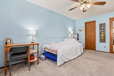 2720 Dale Street N #C207, Roseville, MN 55113 - Photo 15