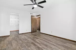 7211 Perry Ct E, Brooklyn Center, MN 55429 - Photo 9