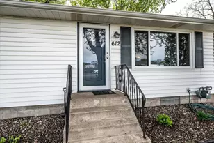 612 Pine St, Farmington, MN 55024 - Photo 9