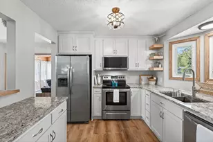 10821 Packard St NE, Blaine, MN 55014 - Photo 5
