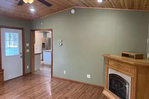 129 Nelson Street E, Litchfield, MN 55355 - Photo 11