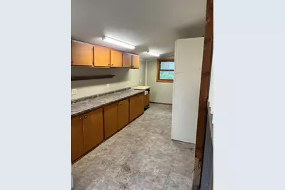 129 Nelson Street E, Litchfield, MN 55355 - Photo 9