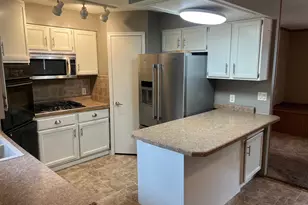 129 Nelson Street E, Litchfield, MN 55355 - Photo 7