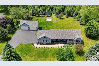 13420 Skyline Circle, Shakopee, MN 55379 - Photo 1